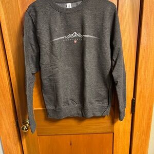 Women’s Dark Gray Sweater with “Switzerland” graphics